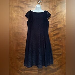 Vintage Black Label Evan Picone Cap Sleeve Fit & Flare Dress Womens 16 Navy Lace